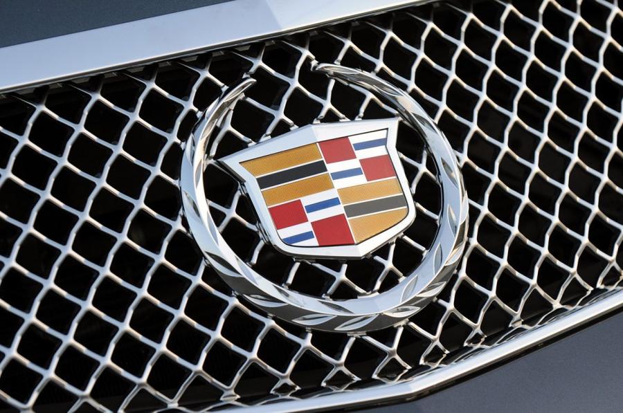Логотип Cadillac CTS-V V700 by Hennessey 2011 года  (фото 3 из 33)